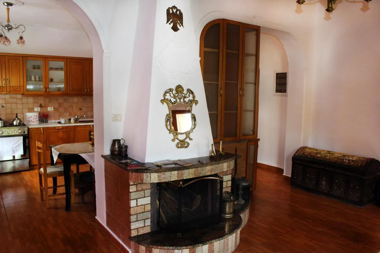 Margarita - Entire House With 4 Bedrooms And Free Parking Gjirokastër 0*,
