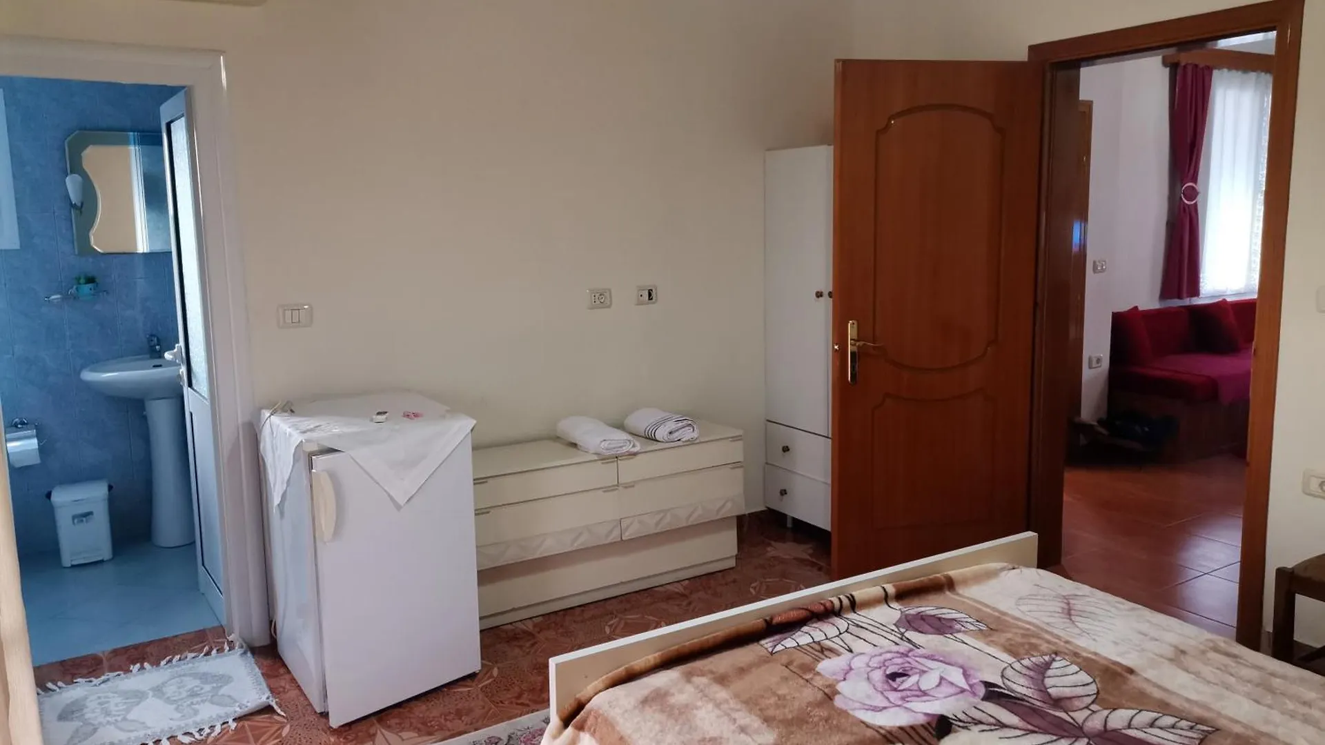 Margarita - Entire House With 4 Bedrooms And Free Parking Gjirokastër 0*,  Albânia